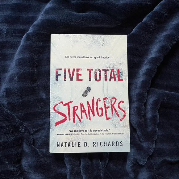 Five Total Strangers paperback book - Picture 1 of 2